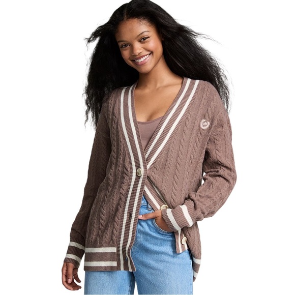 VS PINK Collegiate Cable-Knit Iced Coffee Oversized Cardigan NWT Small - Picture 1 of 10
